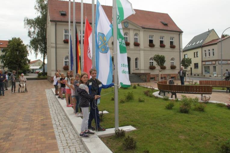 Ein Friedensgruß von Schüler*innen aus Seelow!